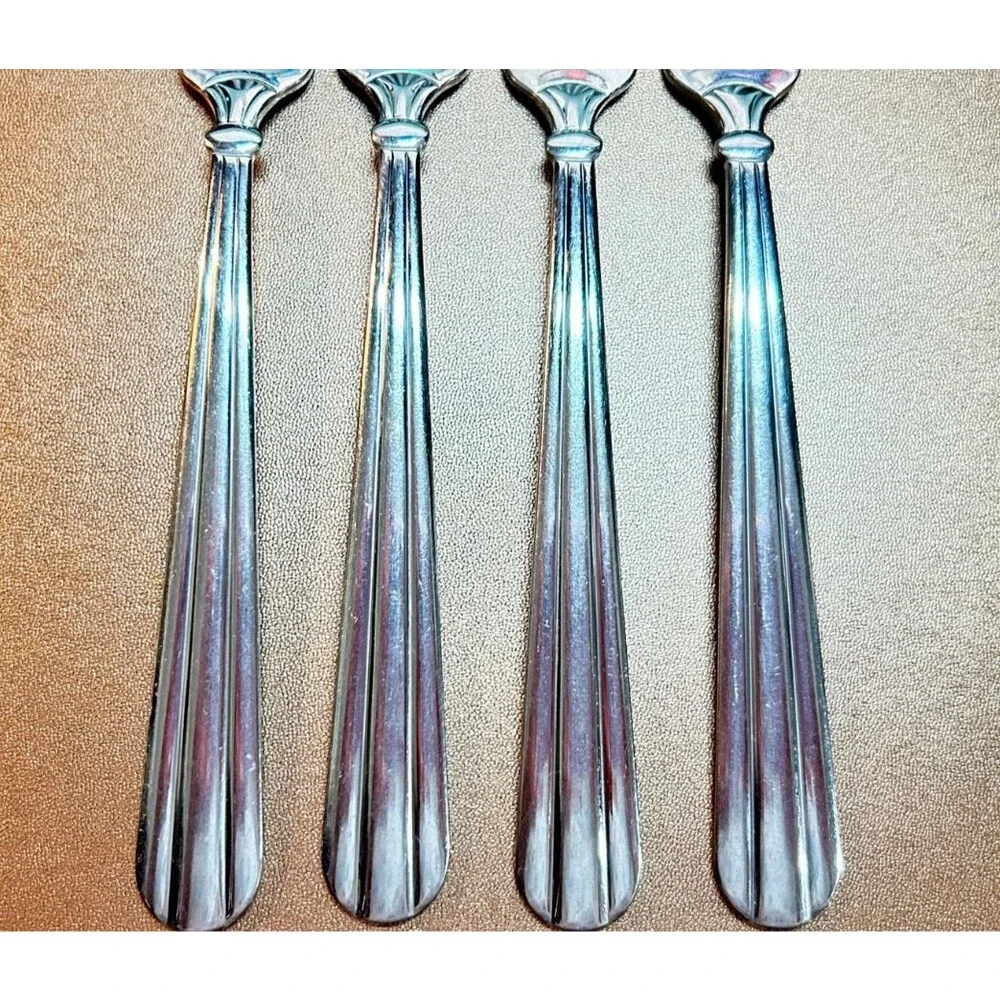 Oneida Unity Stainless Set of 4 Dinner Forks 7 3/4